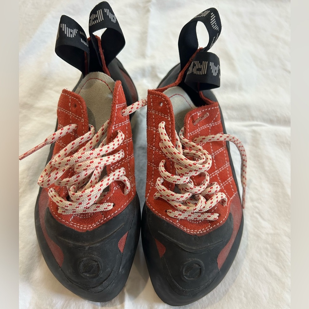 Scarpa Instinct Lace 34.5 rock climbing shoe New